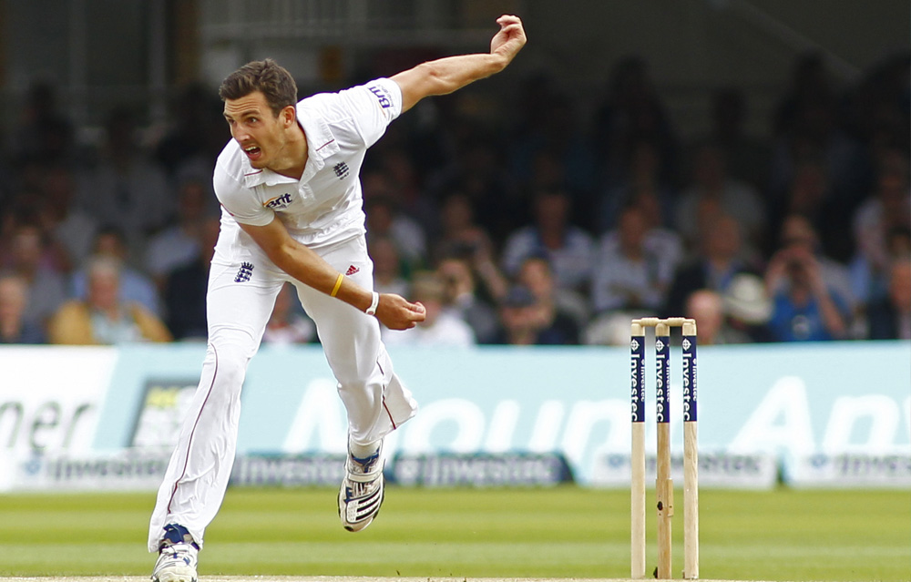 Fast Bowling Technique Example: How to use the Chest Drive to bowl faster  and straighter - more information in the comments! : r/Cricket